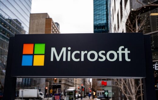 Logo Microsoft con riferimenti alla super app Copilot